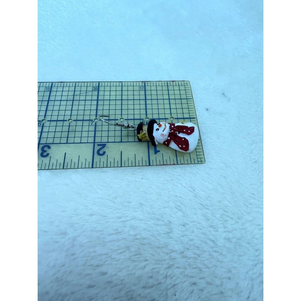 Cute Christmas Snowman Dangle Earrings Red Polka Dot Scarf Top Hat Winter Descr